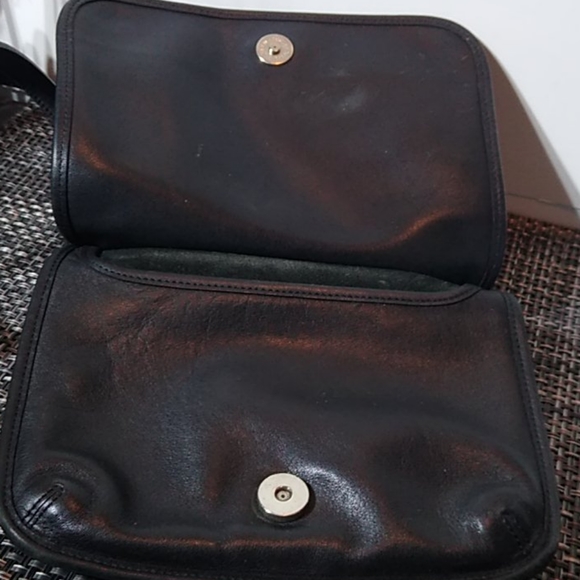 Coach - Picture 3 of 10